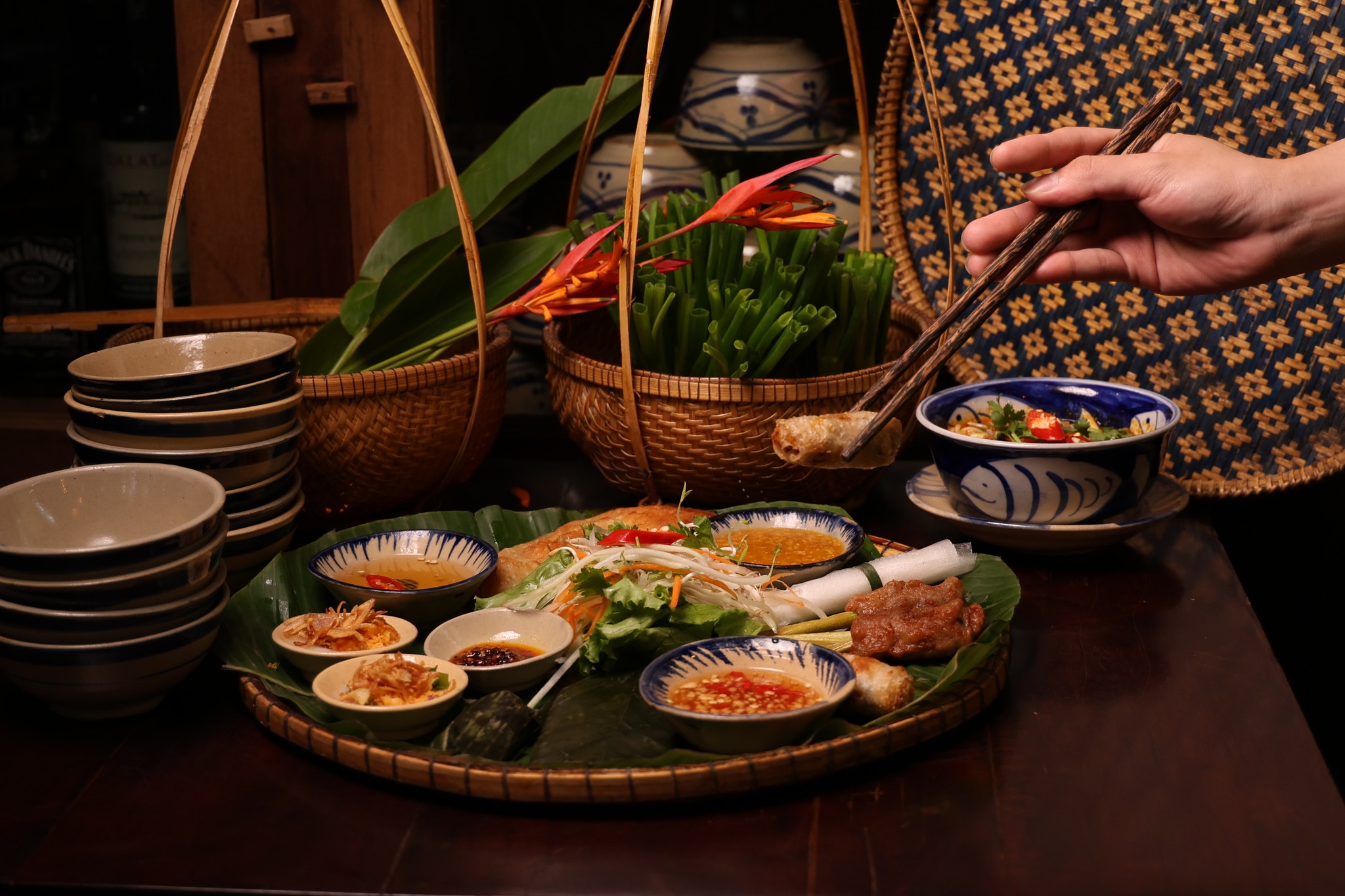 10 Restaurants Favorite by Tourists in Hue