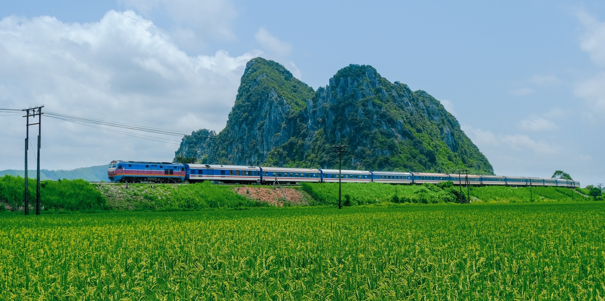Train Travel in Vietnam: A Journey Through Time and Culture